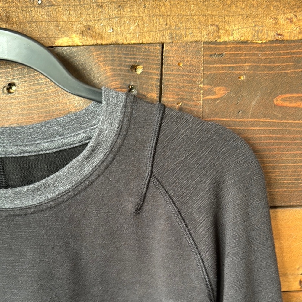 Men's Gray Sweater Lululemon